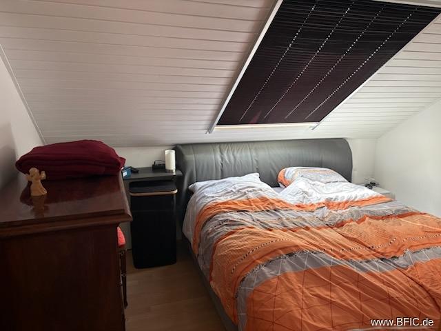 gemütliche Dachgeschoss-Wohnung in Emmering - Photo 4