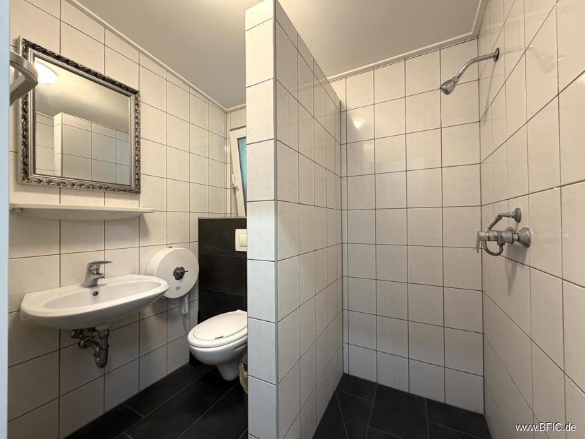 Sanitärgebäude innen