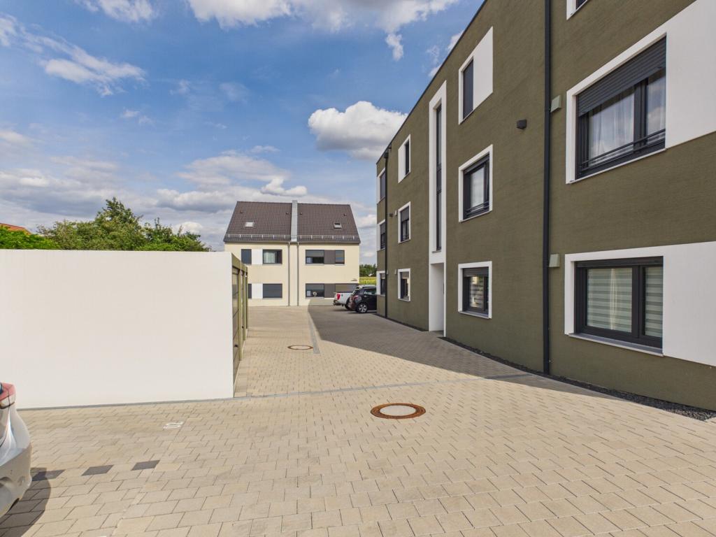 Außergewöhnlich schön! Helle 3-Zimmer-Wohnung mit Süd-West-Balkon in Ergolding - Photo 5