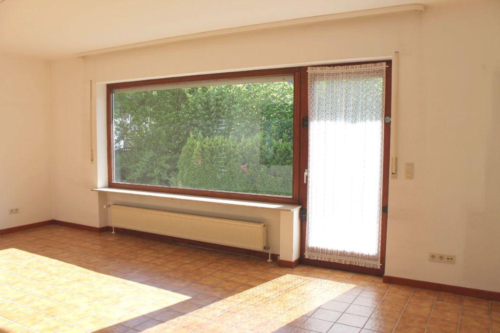 Wohnzimmer mit Terrasse