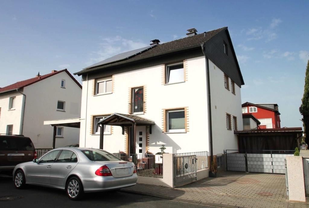 Straßenansicht 2