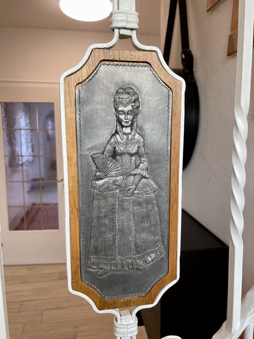 EG Ornamente im geschmiedeten Geländer