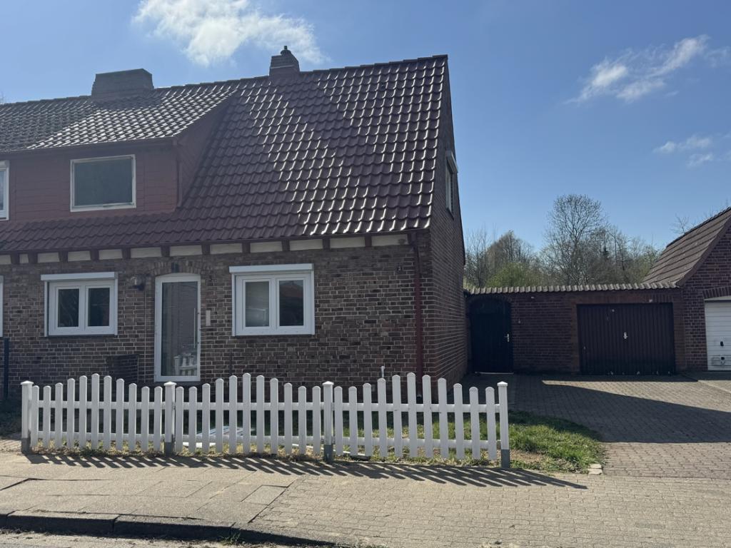Straßenansicht 