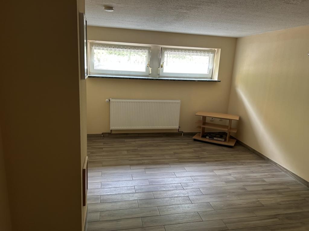 Zimmer 2 Keller