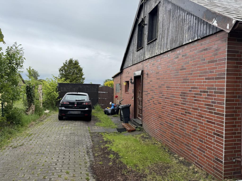 Durchgang Garage