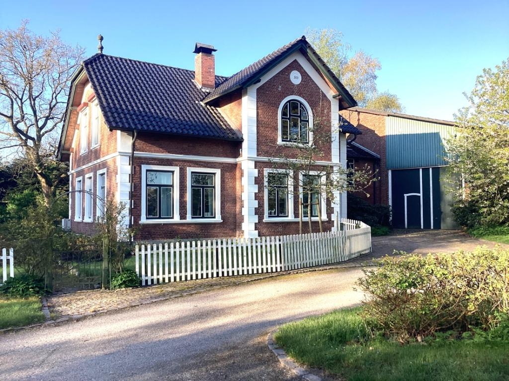 Außenansicht Wohnhaus 