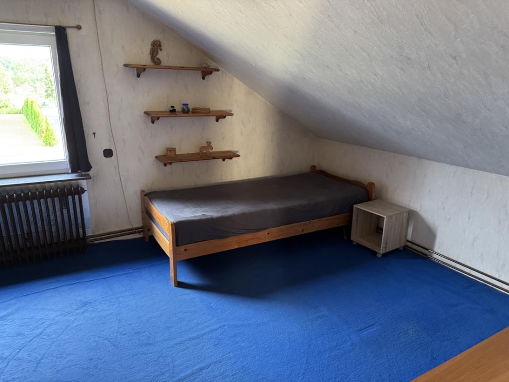 Zimmer 2 Dachgeschoss