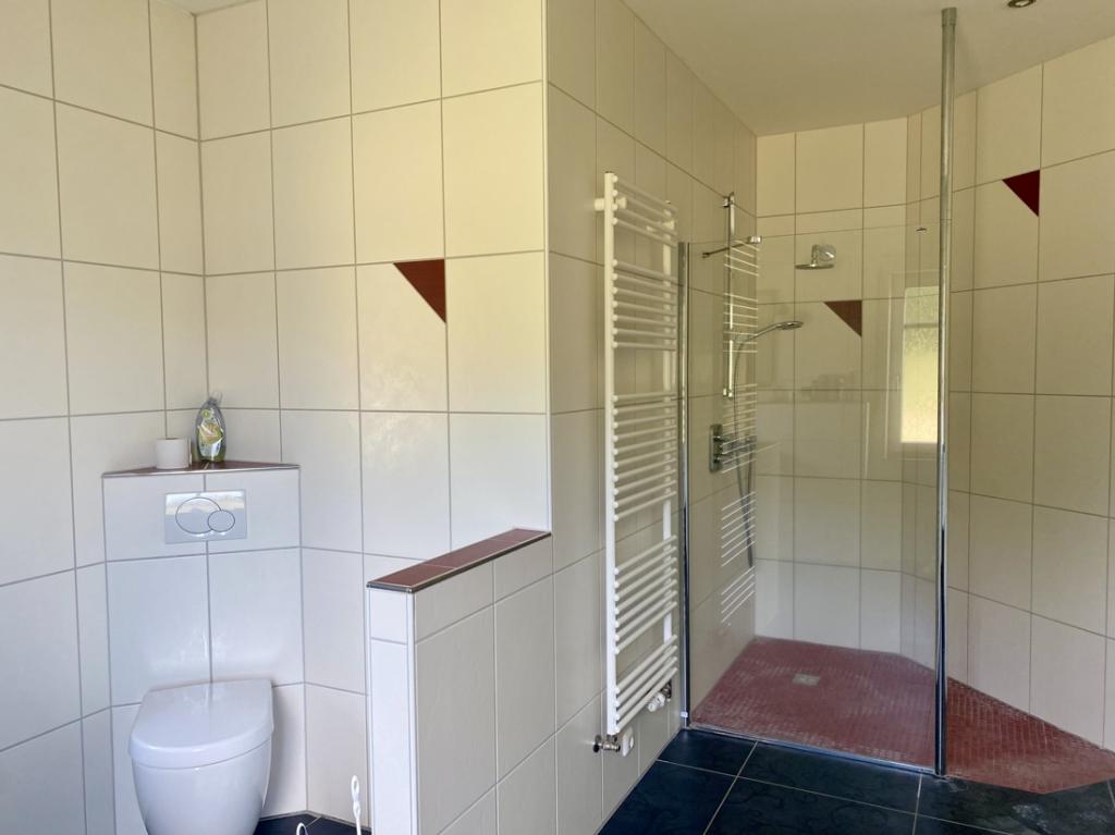 Badezimmer 1