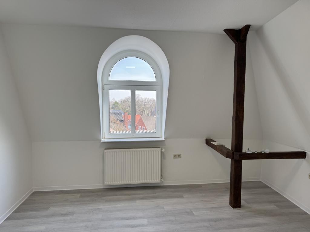 Schnuckelige 3 Zimmer Wohnung in zentraler Lage von Burg !! - Photo 4