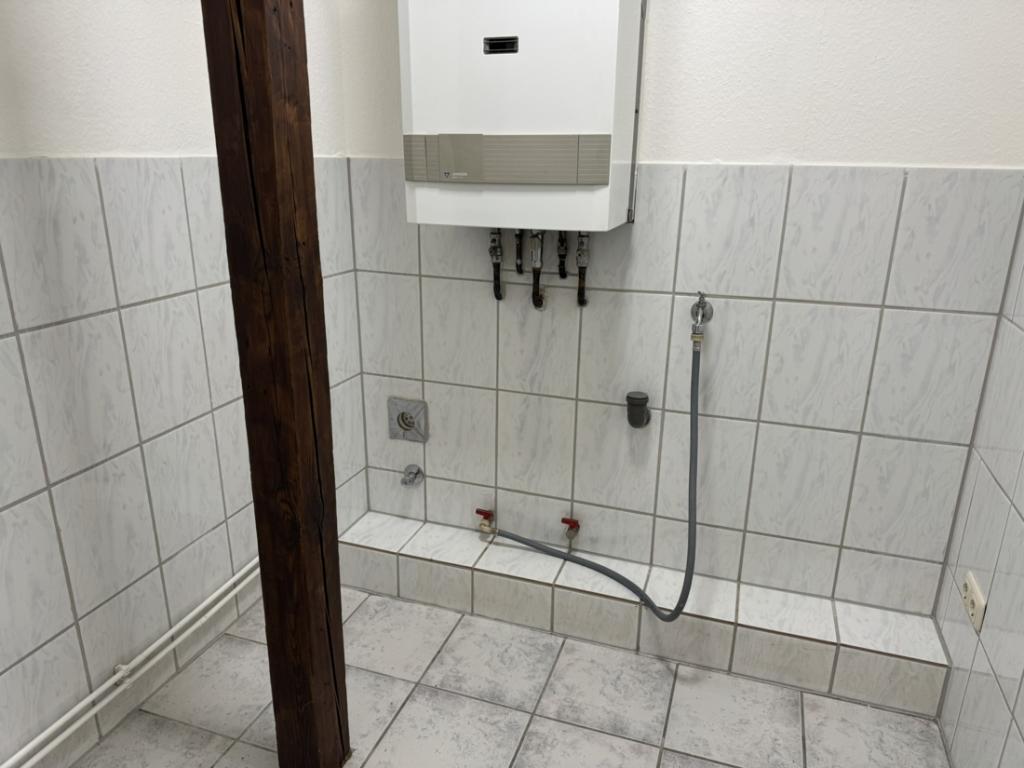Schnuckelige 3 Zimmer Wohnung in zentraler Lage von Burg !! - Photo 3