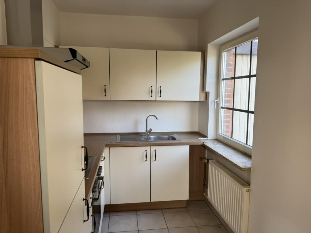 Helle 2-Zimmer-Wohnung mit Garagenstellplatz! - Photo 1