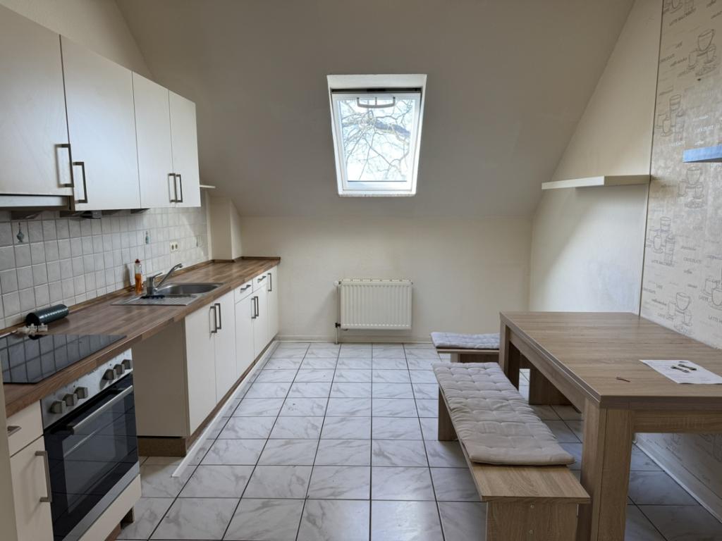 Helle und großzügige 3-Zimmer Erdgeschosswohnung mit viel Platz zum Wohlfühlen! - Foto 1