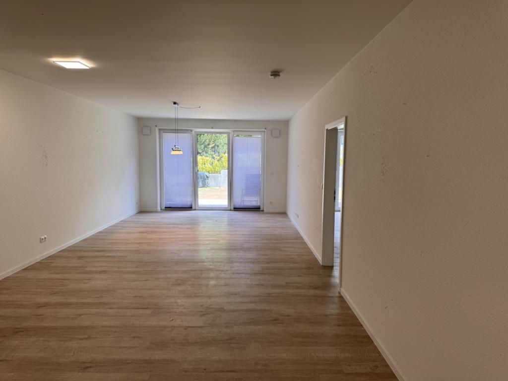 Moderne 2 Zimmer Wohnung im Erdgeschoss mit gemütlicher Terrasse! - Foto 2