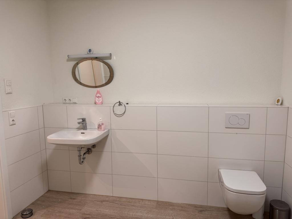 Moderne 2 Zimmer Wohnung im Erdgeschoss mit gemütlicher Terrasse! - Foto 4