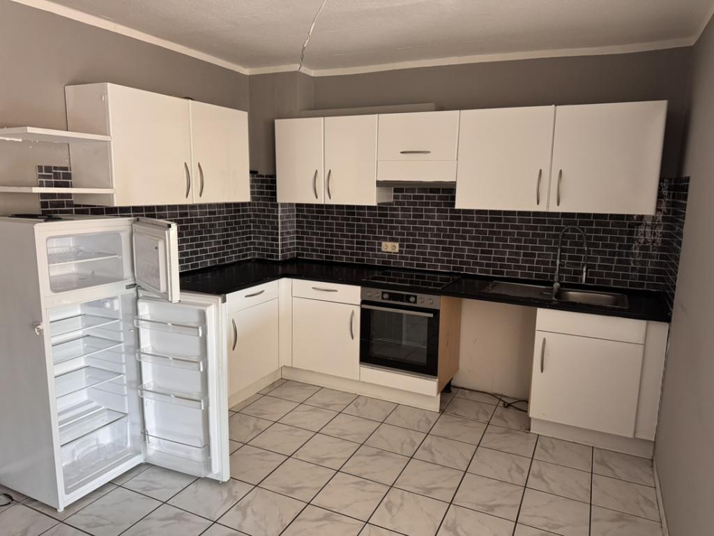 Großzügige, renovierte und familienfreundliche 3-Zimmer Obergeschosswohnung zum Wohlfühlen! - Foto 3