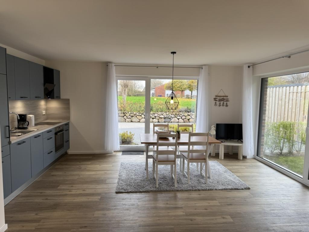 Fast schon meerverliebt – stilvolle möblierte 2-Zimmer-Wohnung in Küstennähe zu vermieten! - Foto 3