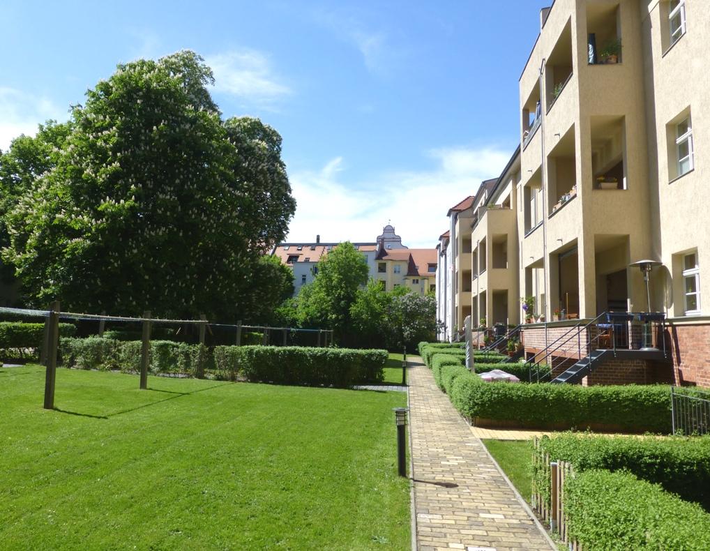 Außenanlage.JPG