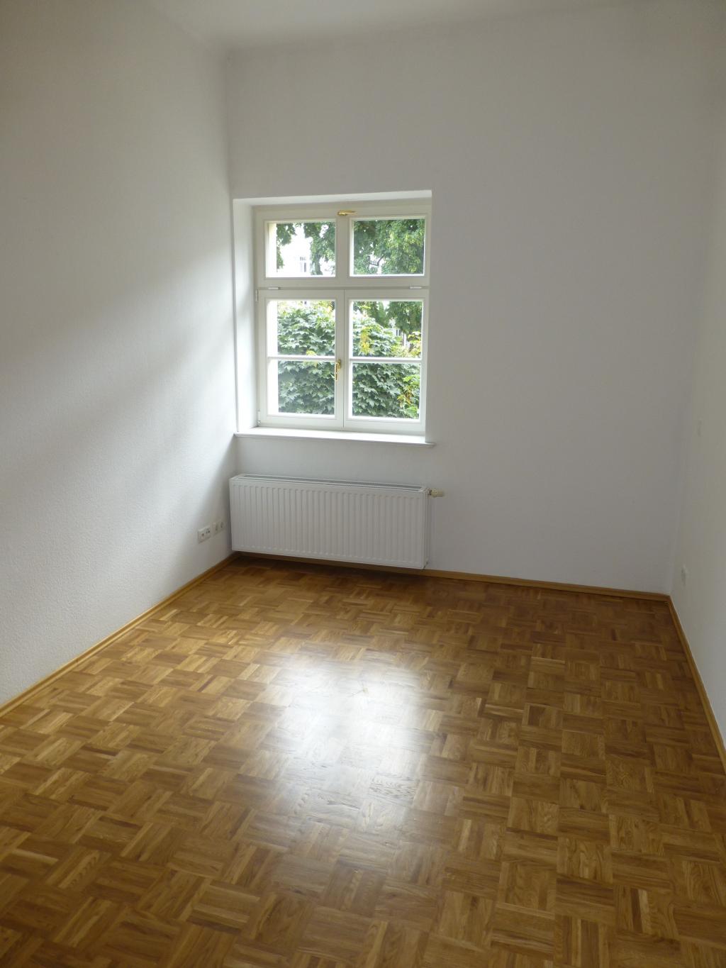 Schlafzimmer.JPG