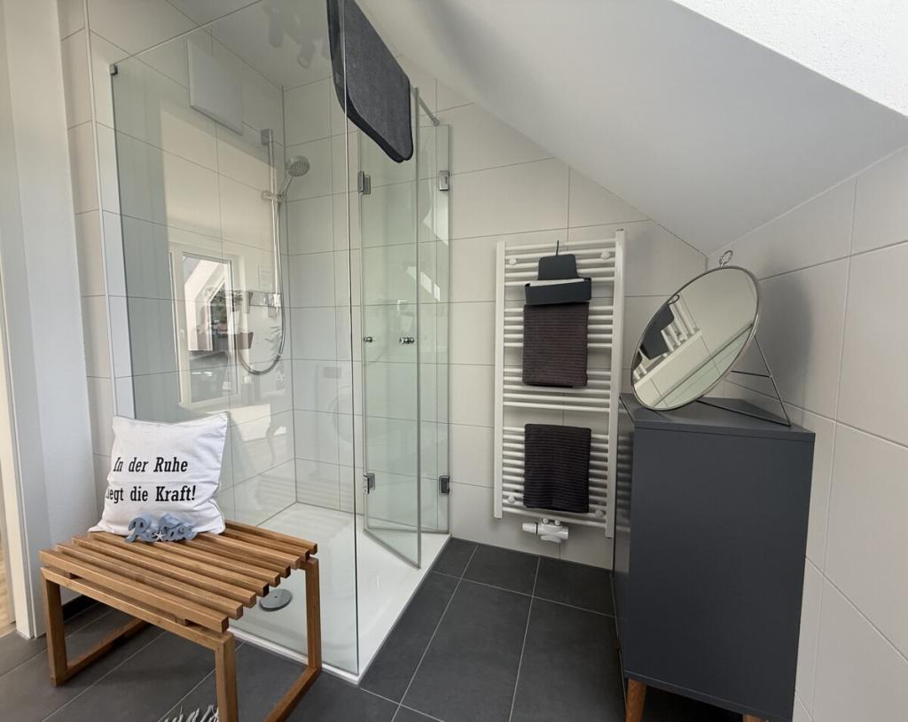 Moderne und helle Mietwohnung in Schöntal-Oberkessach !!! - Photo 5