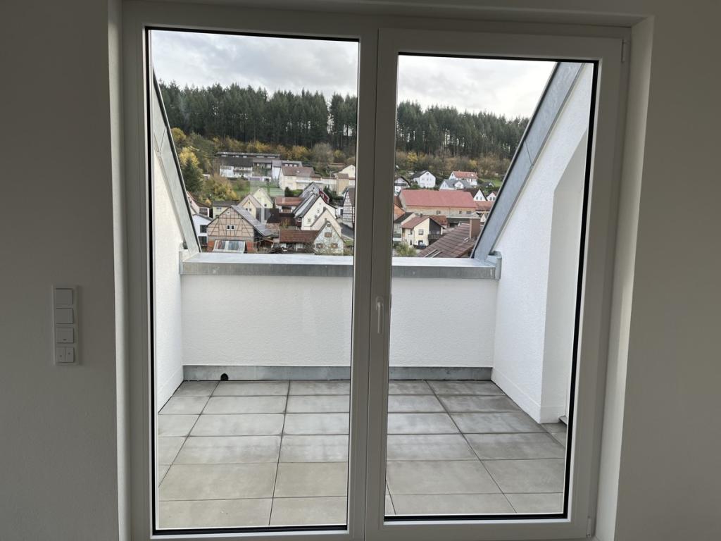 Moderne und helle Mietwohnung in Schöntal-Oberkessach !!! - Photo 3