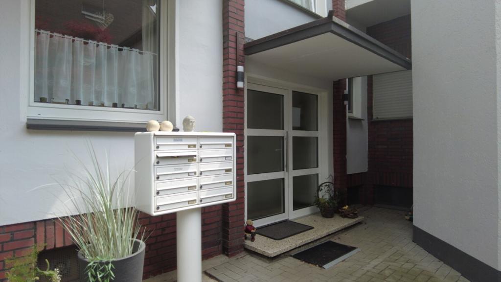 Dachgeschosswohnung in ruhiger Lage an der Haard. Inklusive Garage und Keller. - Foto 2