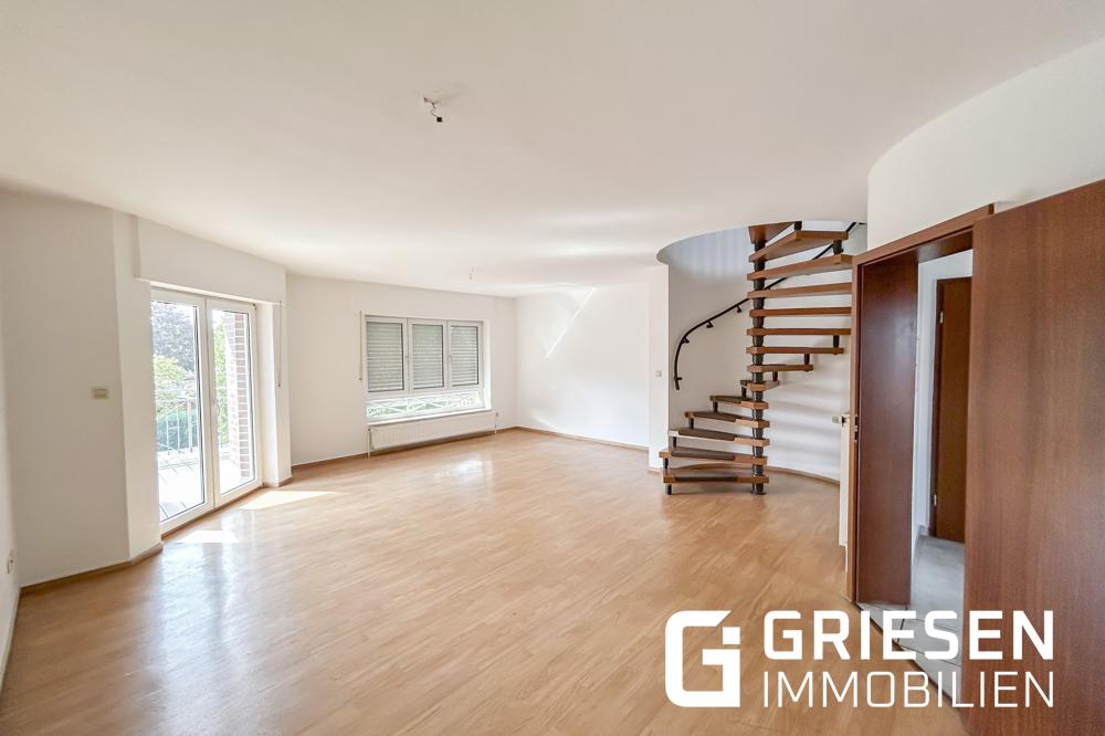 Sofort bezugsfrei: Gepflegte 3-Zimmer-Maisonette mit Balkon im Zentrum von Haren (Ems) - Foto 1