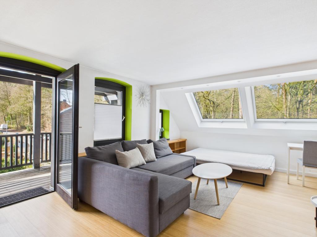 Wohn-Schlafbereich_Studentenwohnung_DG
