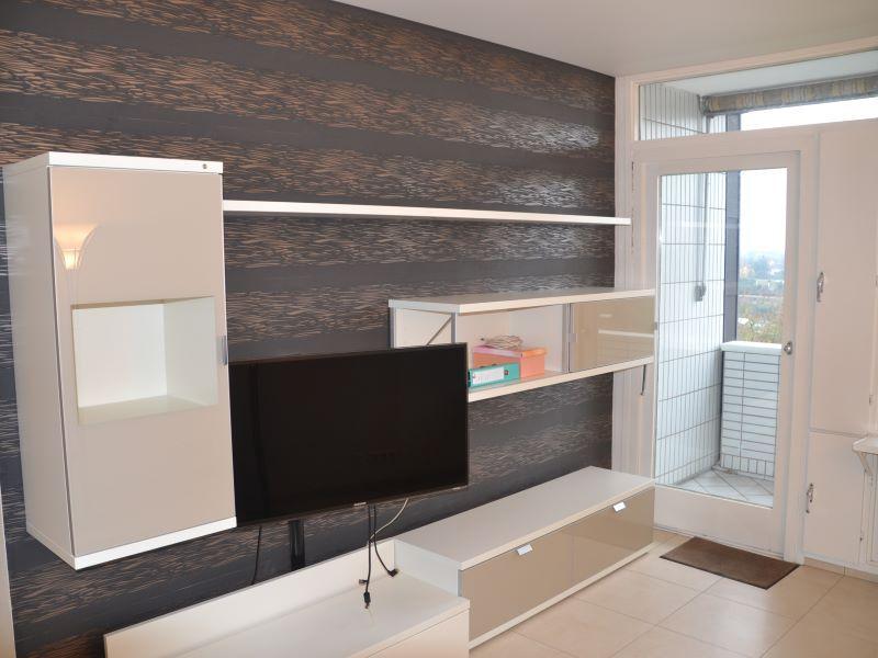 15 Wohnzimmer III