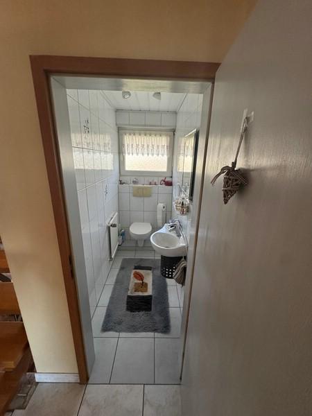 24 Gäste WC im EG