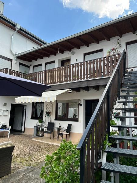 10 Treppe und Balkon Anbau