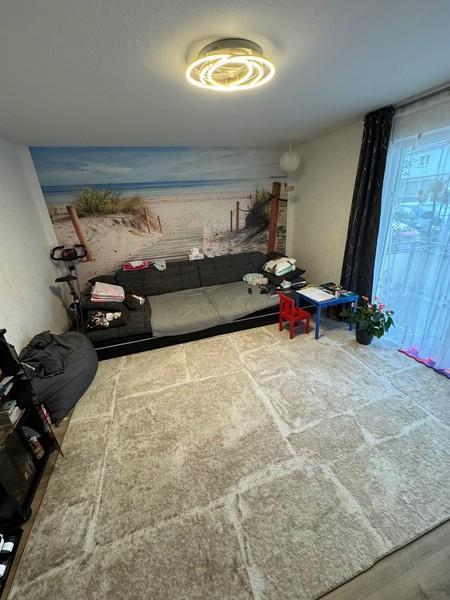 16 Wohnzimmer