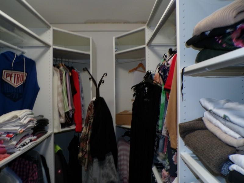 29a I.OG - Garderoben- zimmer