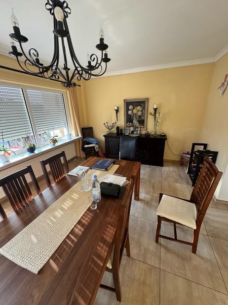 27 Eßzimmer