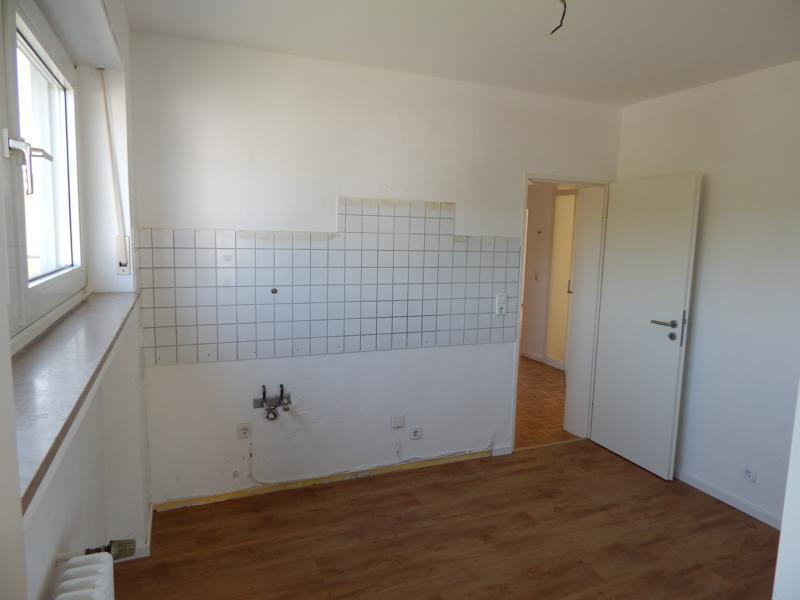 Frisch renovierte 3-Zimmer-Wohnung mit Balkon, Loggia & saniertem Bad im gepflegten Zweifamilienhaus - Foto 3