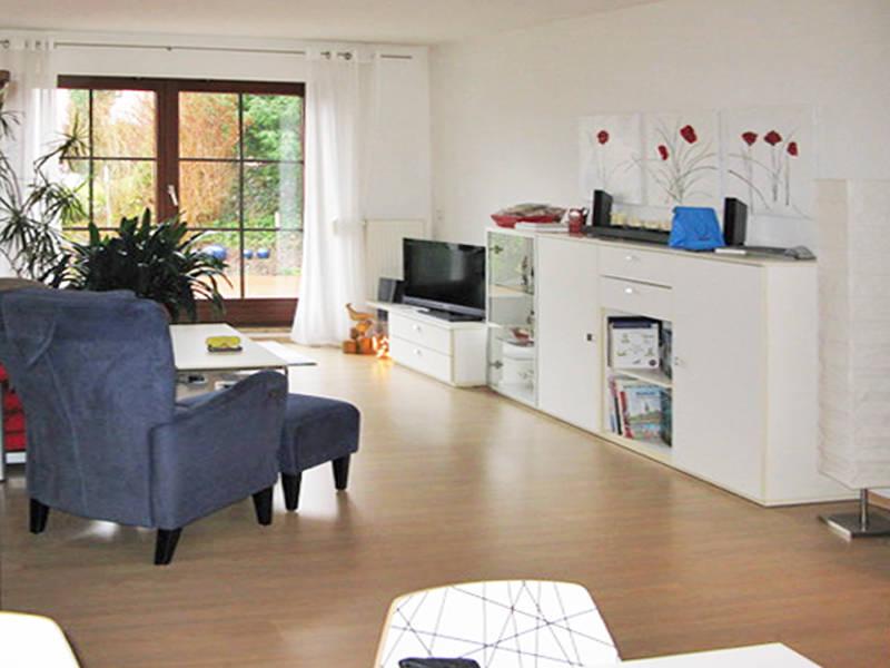 Wohnzimmer Blick zur Terrasse