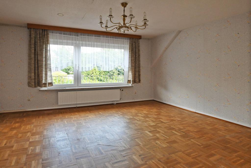 Eines der Zimmer im Obergeschoss des Anbaus