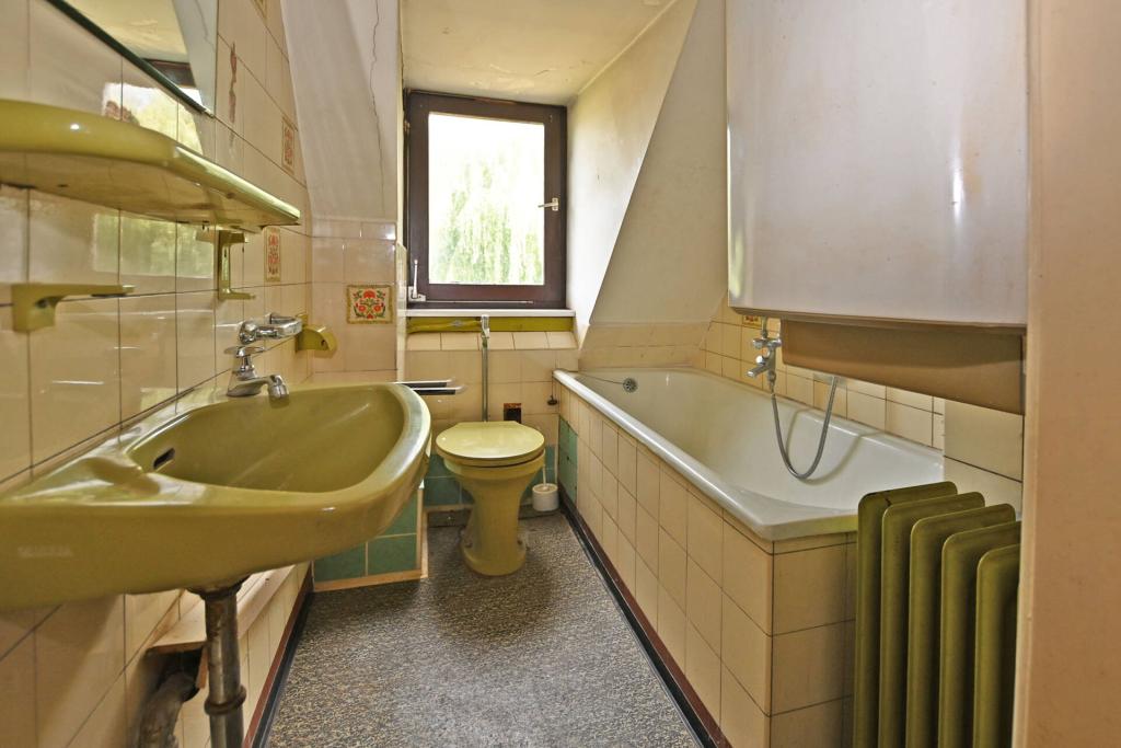 Badezimmer im OG
