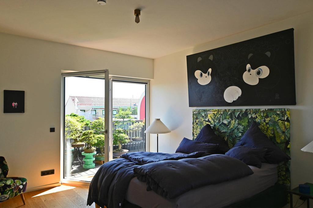 Schlafzimmer 1