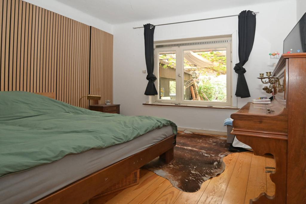 Schlafzimmer im Eg.