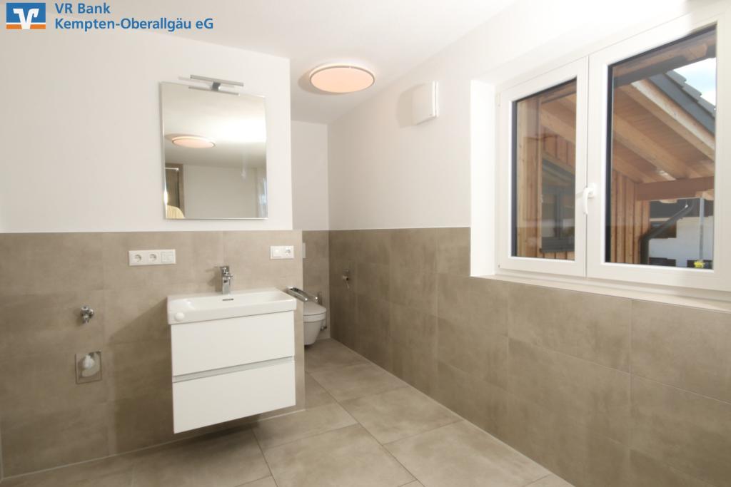 Exklusives Wohnen mit viel Platz und Privatsphäre - Foto 2