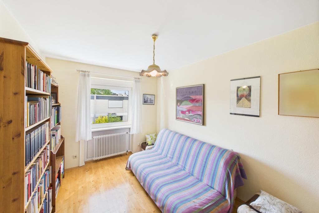Zimmer 2 OG