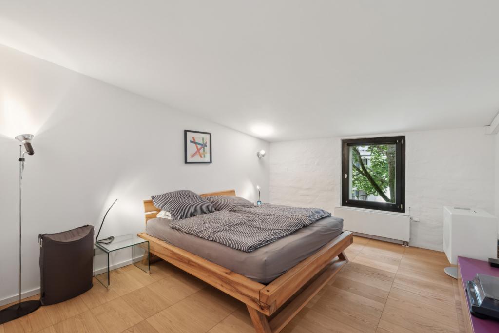 Schlafzimmer 1 OG