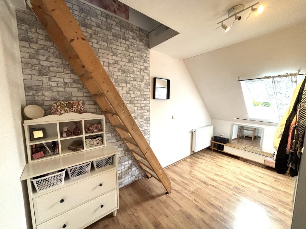 OG_Durchgangszimmer.jpg