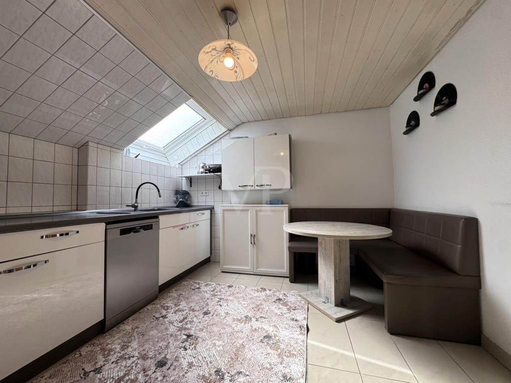 Familienfreundliche Wohnung mit Balkon, Gartenanteil & großzügiger Raumaufteilung - Foto 5