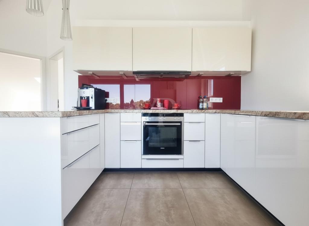 Exklusives Penthouse mit direktem Aufzugzugang und großzügiger Dachterrasse - Foto 5