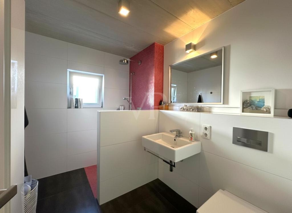 Exklusive barrierefreie 4,5-Zimmer-Gartenwohnung im begehrten Rodgebiet - Photo 2