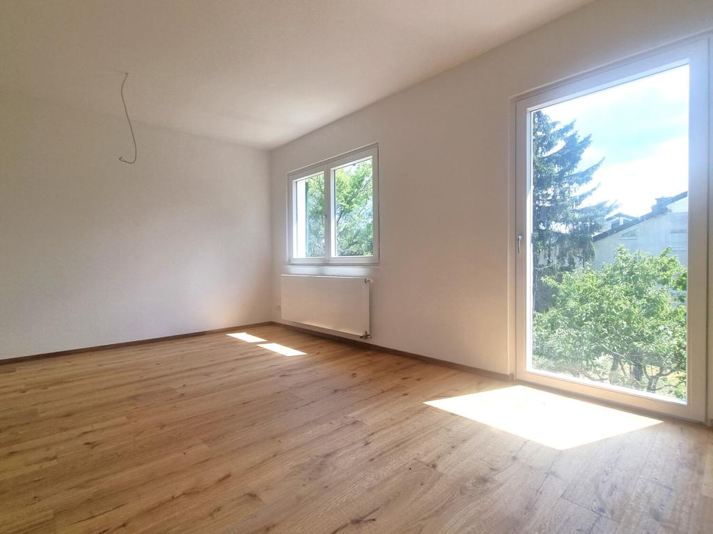 Erstbezug nach Sanierung – Stilvolle Doppelhaushälfte mit großem Garten in ruhiger Bestlage - Photo 4