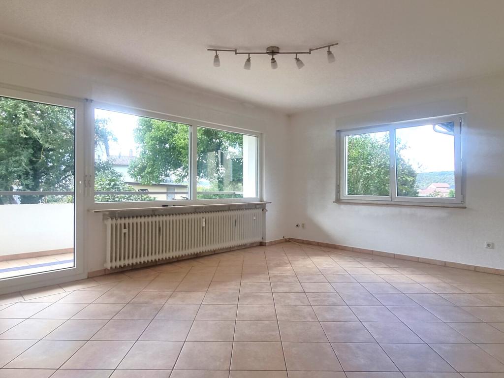 Großzügige Erdgeschosswohnung mit Balkon in ruhiger Lage - Photo 3