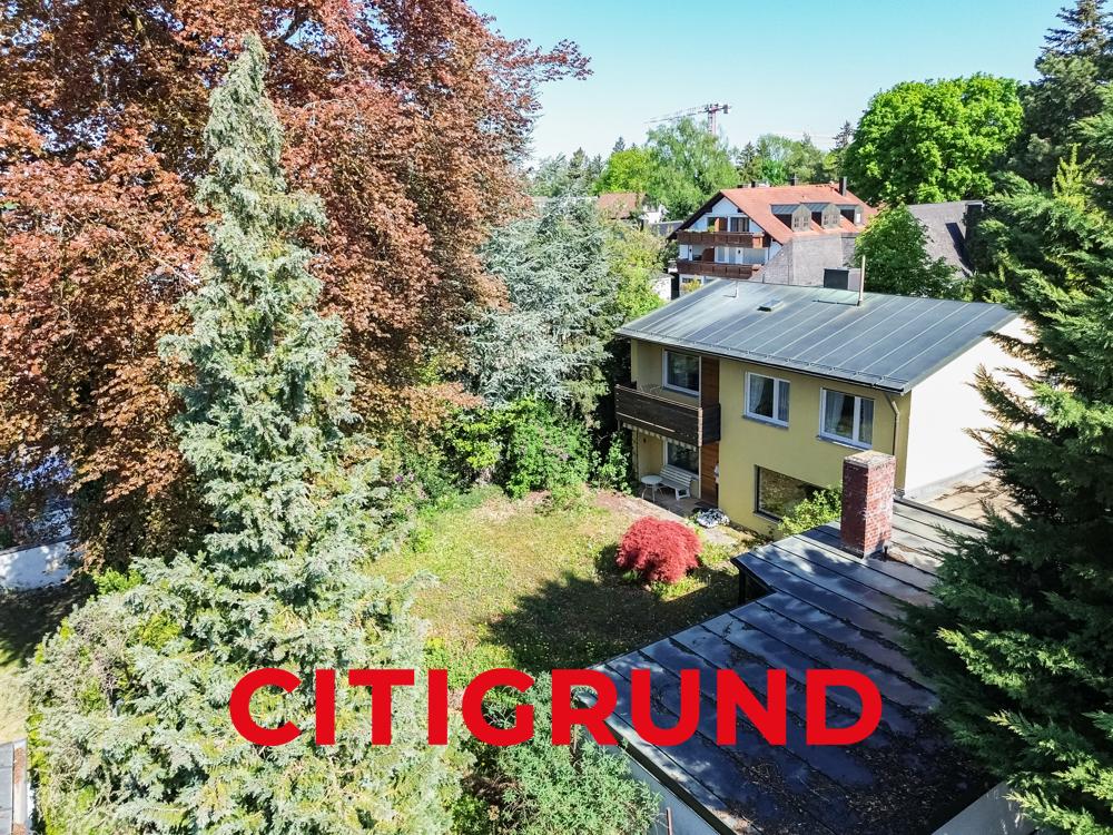 Grundstück mit Altbestand