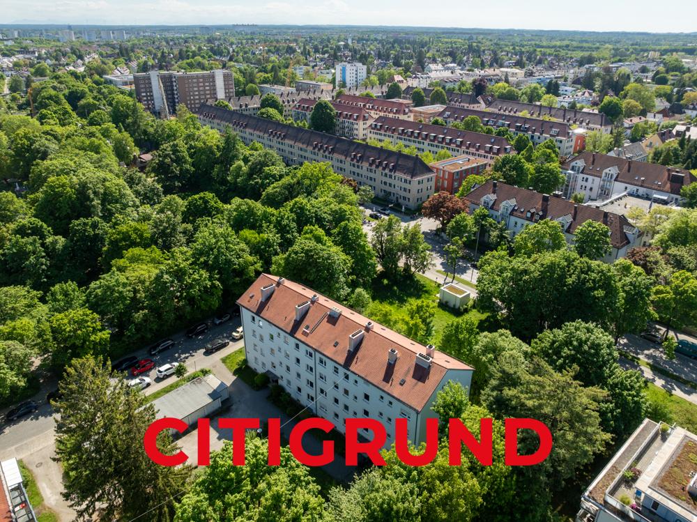 Haus und Umgebungsansicht